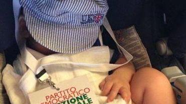 Un bebè alla direzione del Pd