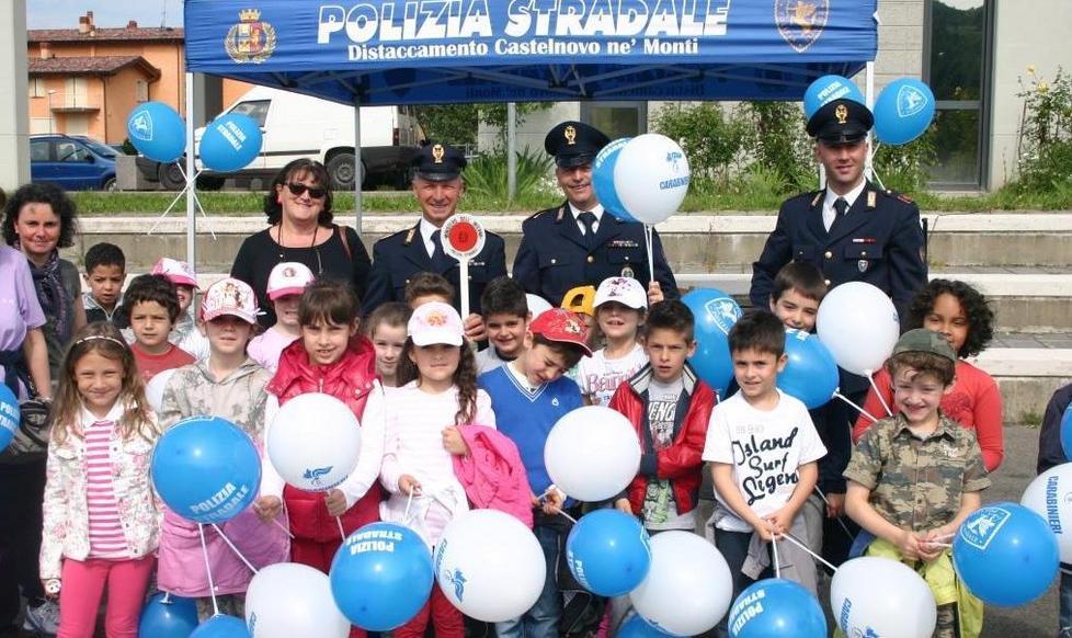 Studenti a lezione di sicurezza stradale