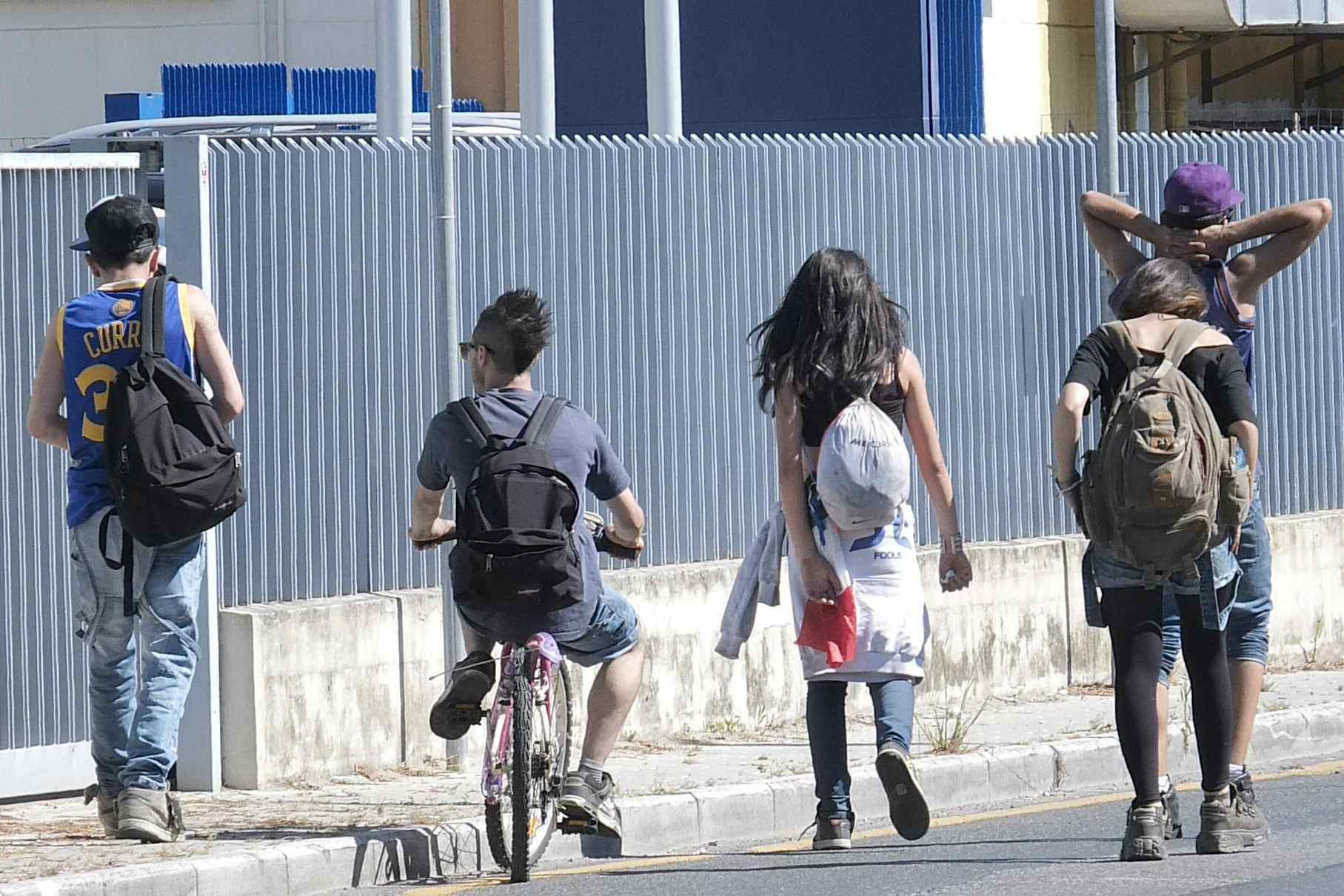 Accoltellato al rave party: "È stata una ragazza"