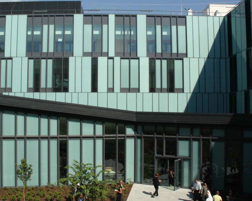Dentro l’ospedale di Prato apre un salone di parrucchiere ed estetica 