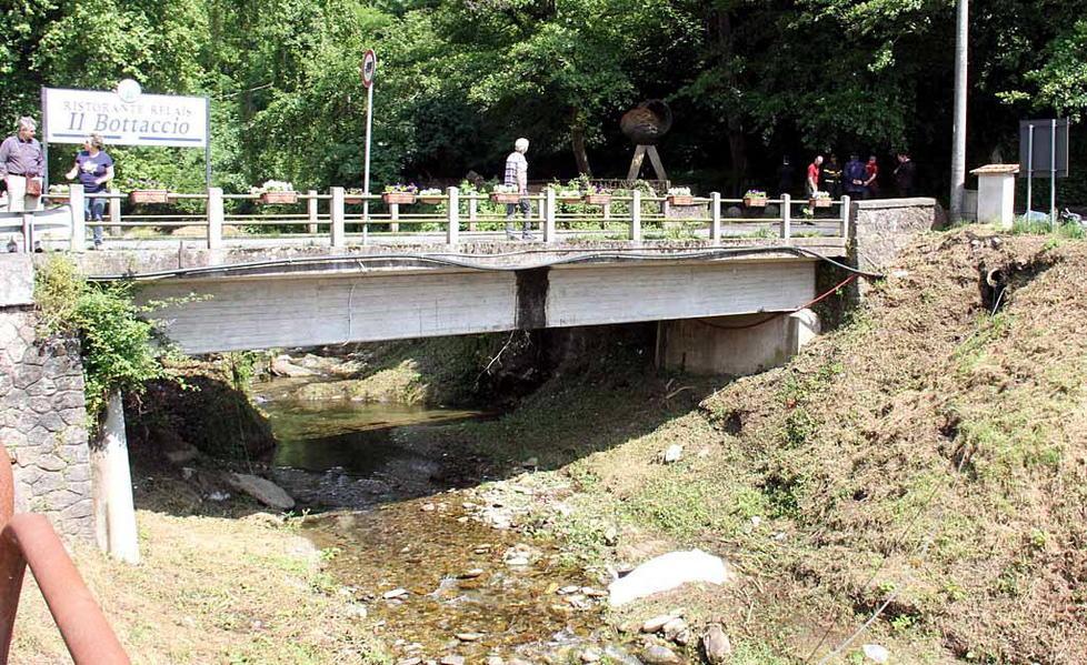 Nessuna auto pirata: la donna è caduta da sola nel torrente 