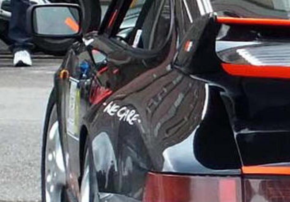 Gli rubano la Porsche: la ritrova bruciata a Montelupo 