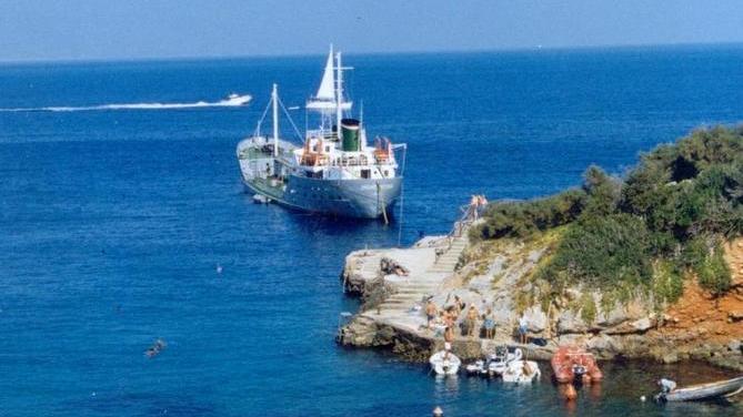 Da oggi solo 300 ospiti al giorno