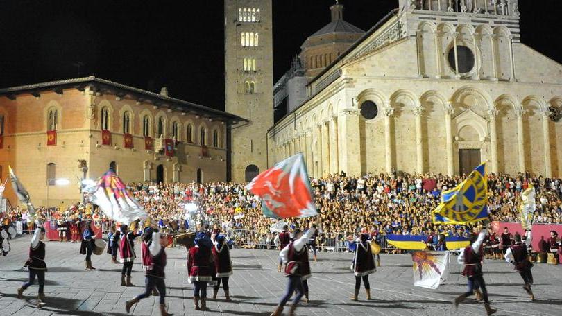 Ore 17: scoccano le frecce del Balestro
