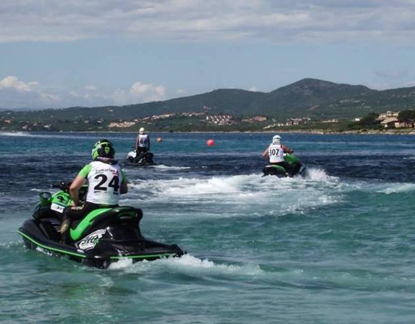 Spruzzi di Sardegna al Gran Prix Figari di moto d’acqua