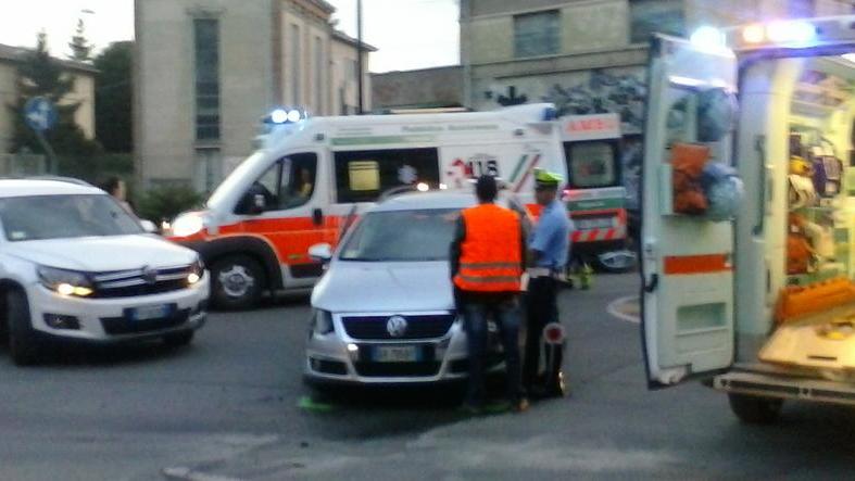 Schianto fra due automobili Ferita anche donna incinta