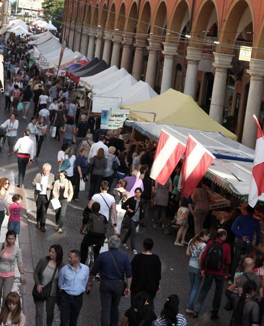 E il gran mercato europeo fa il pienone di visitatori