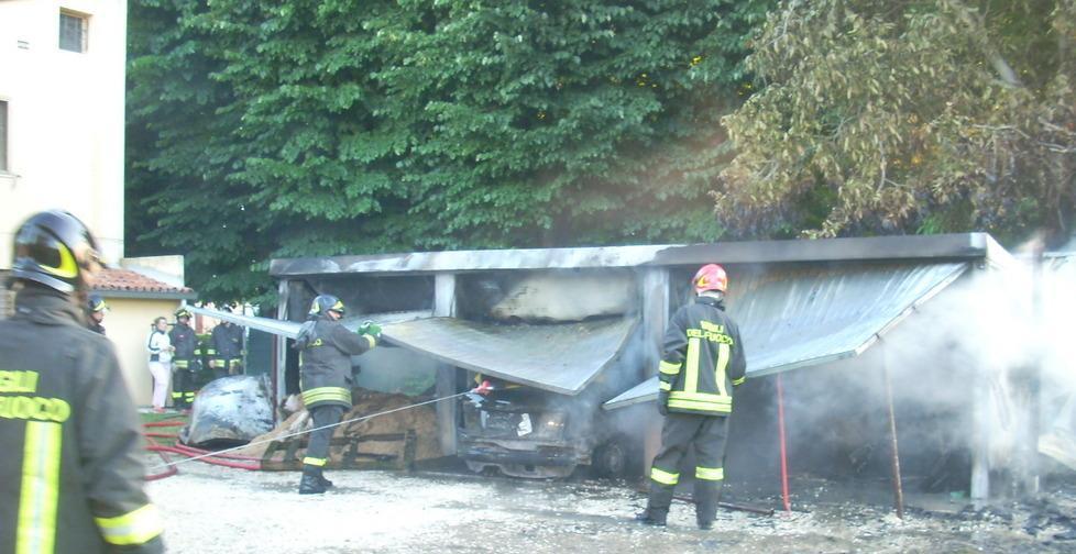 Fiamme e paura a Scortichino 