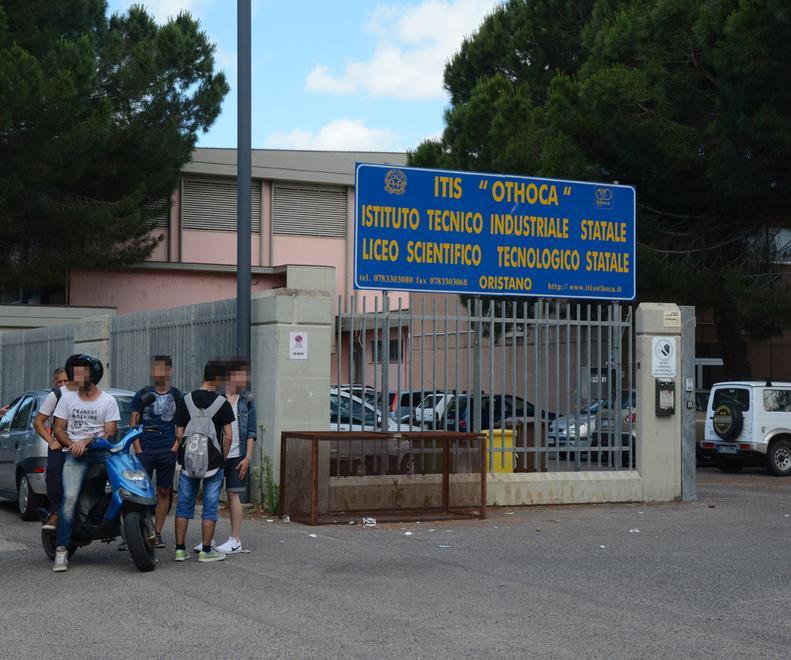 La giovane accoltellata: «Mi spiace, quel ragazzo si è rovinato» 