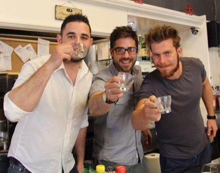 Al bar Bacchino il caffè è “sospeso”. Ti piace l'idea?