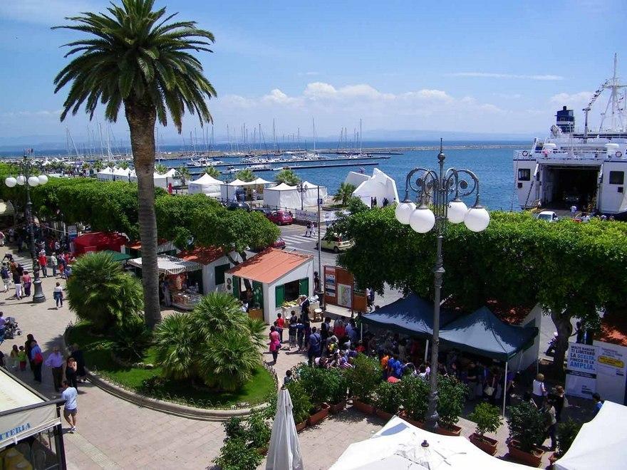 Girotonno, migliaia di visitatori a Carloforte per l’edizione 2014 