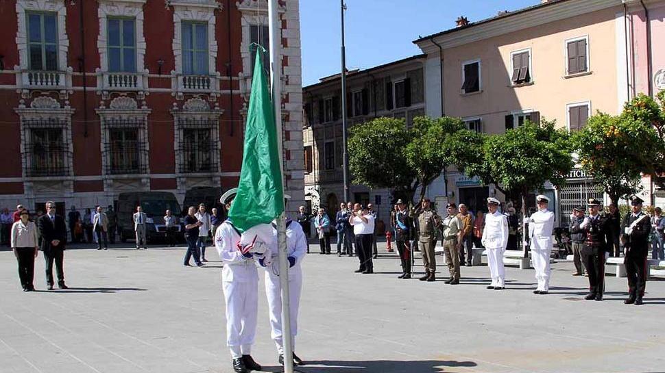 Lavoro e solidarietà, il prefetto va oltre la festa del 2 giugno