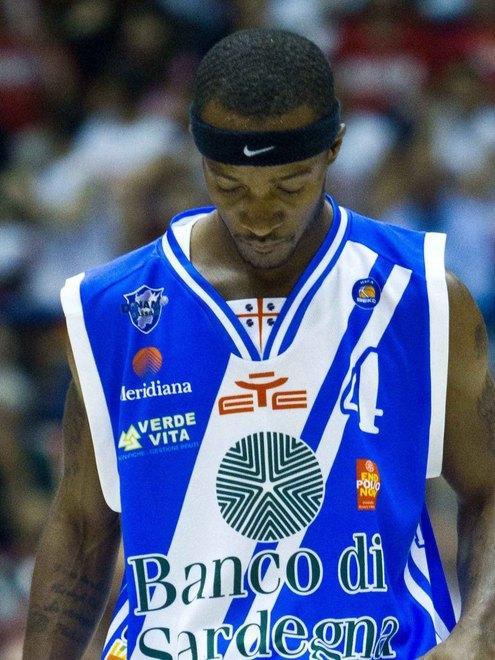Sassari perfetta sbanca il Forum 