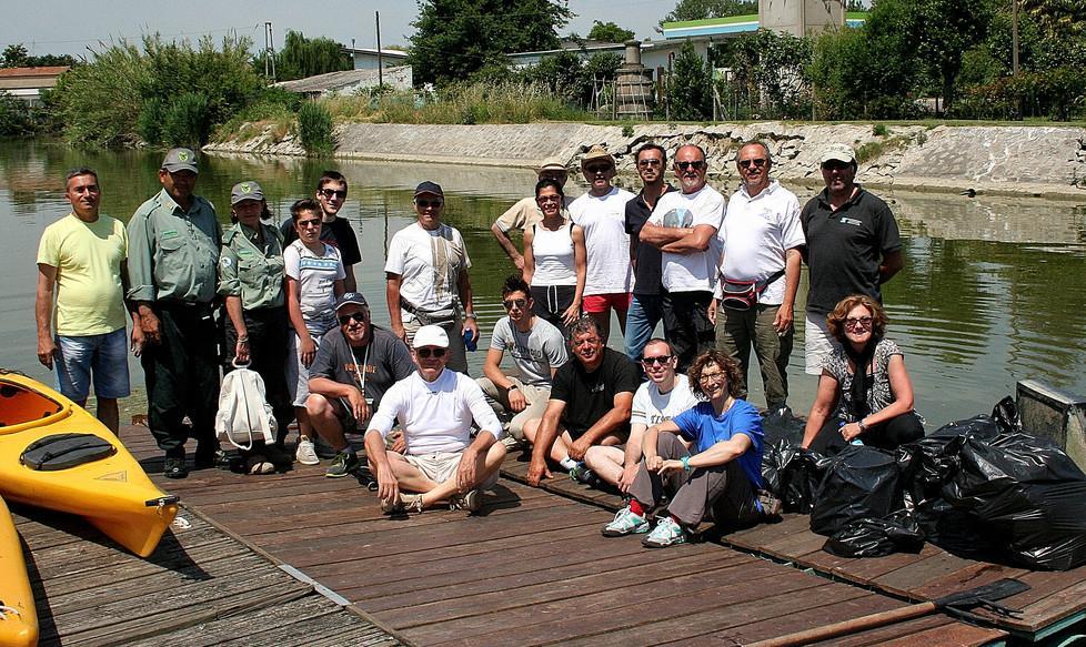 Po di Volano ripulito dai canoisti 