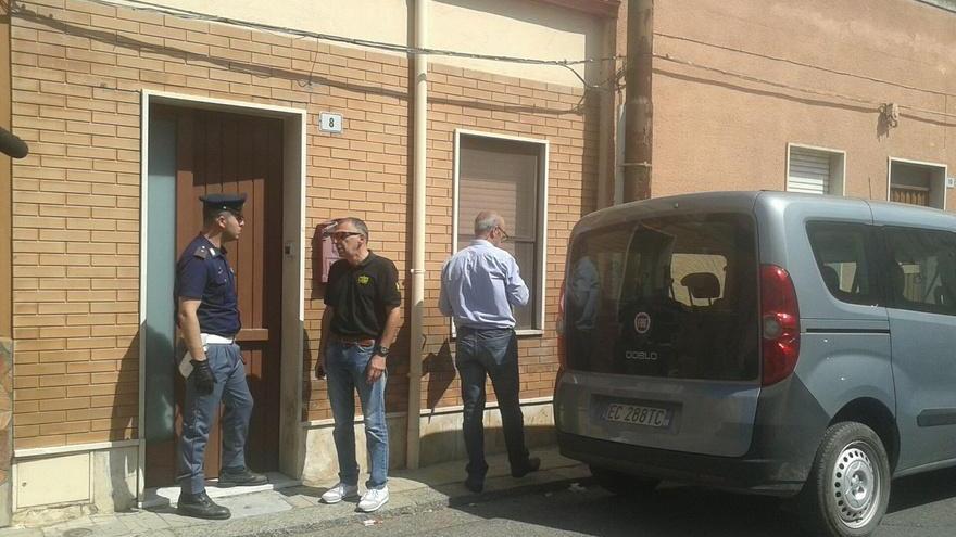 Oristano, uomo trovato morto in casa: si esclude il delitto