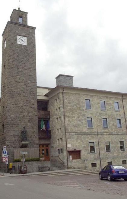 «Chi riceve aiuti lavori per la comunità» 