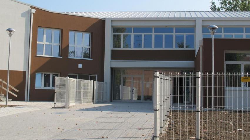 Scuola, dal Comune mensa trasporto e orario lungo