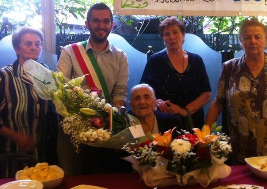 Anche il sindaco alla festa per i 100 anni di Norma Bigi 