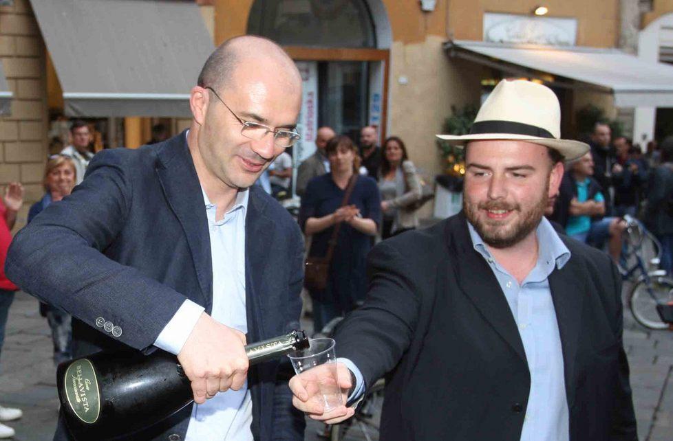 Il Pd “blinda” il capogruppo: è Capelli 