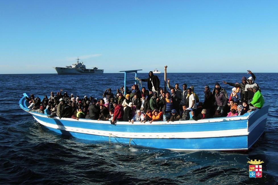 Spacciava droga a Viareggio, sbarca con i migranti in Sicilia 