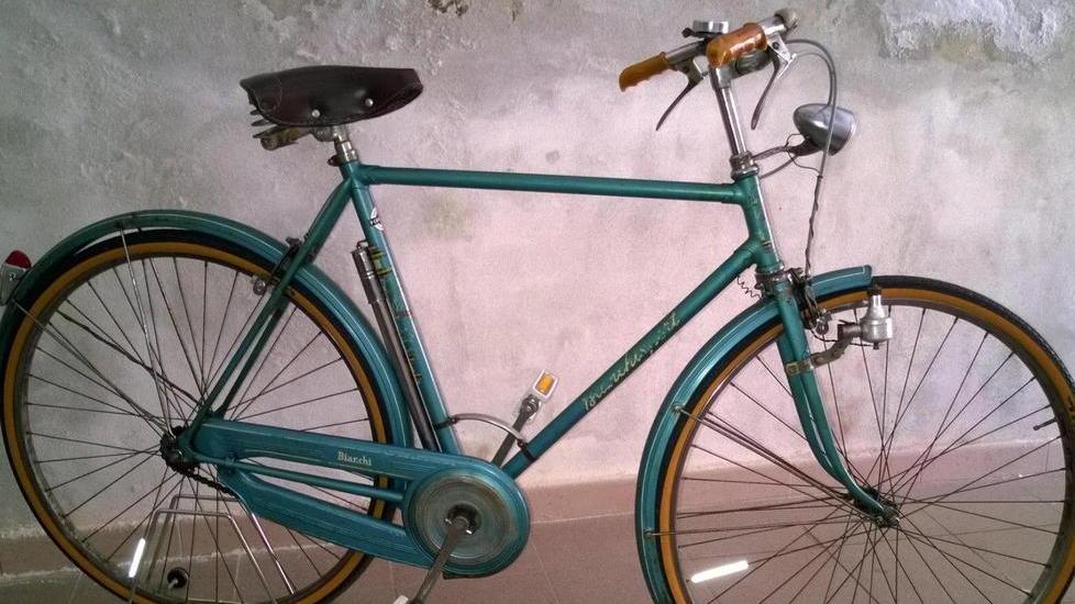 Dal garage sparisce la bici da collezione