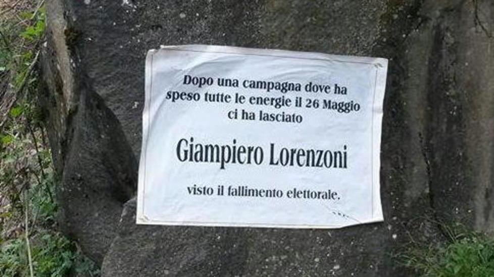 Manifesti “funebri” per Lorenzoni