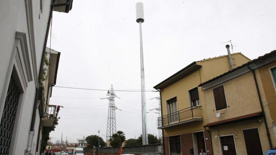 Il consiglio sulle antenne: quella Vodafone non si tocca