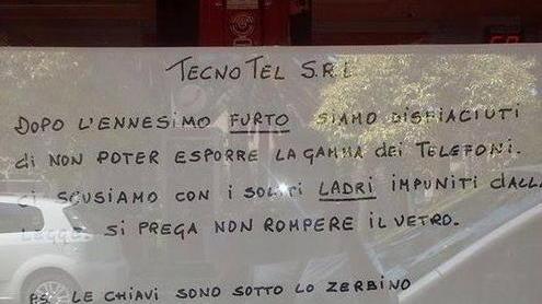 Ladri di notte all’Asl per pochi spiccioli
