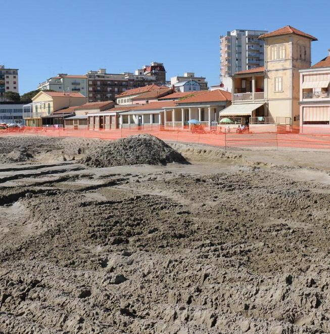 Ok dai tecnici dell’Arpat ai lavori sulla spiaggia 