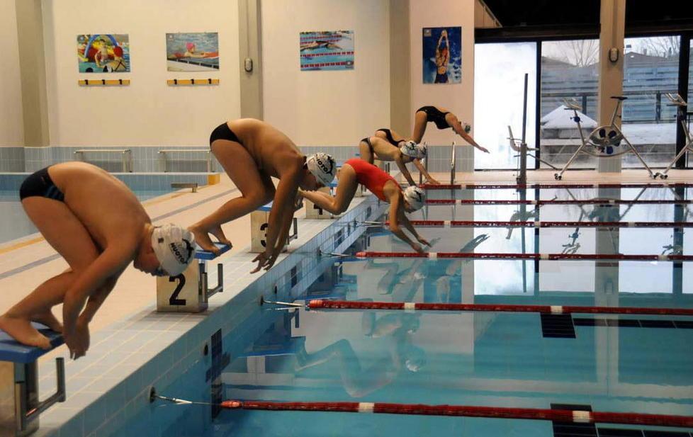 Piscina, il Comune rescinde il contratto 