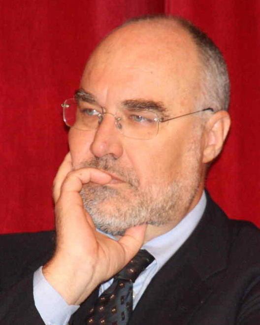 LEGGI I COMMENTI E DI’ LA TUA