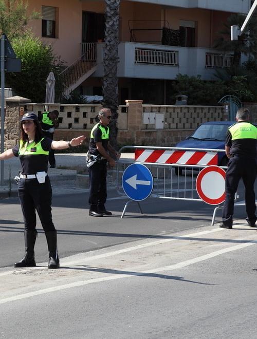 La città è blindata, ma fa festa per il rally 