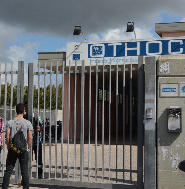Oristano, l’aggressore resta in cella 