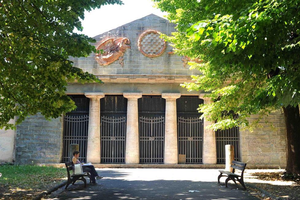 Raccolta fondi per il Parterre in piazza San Francesco 