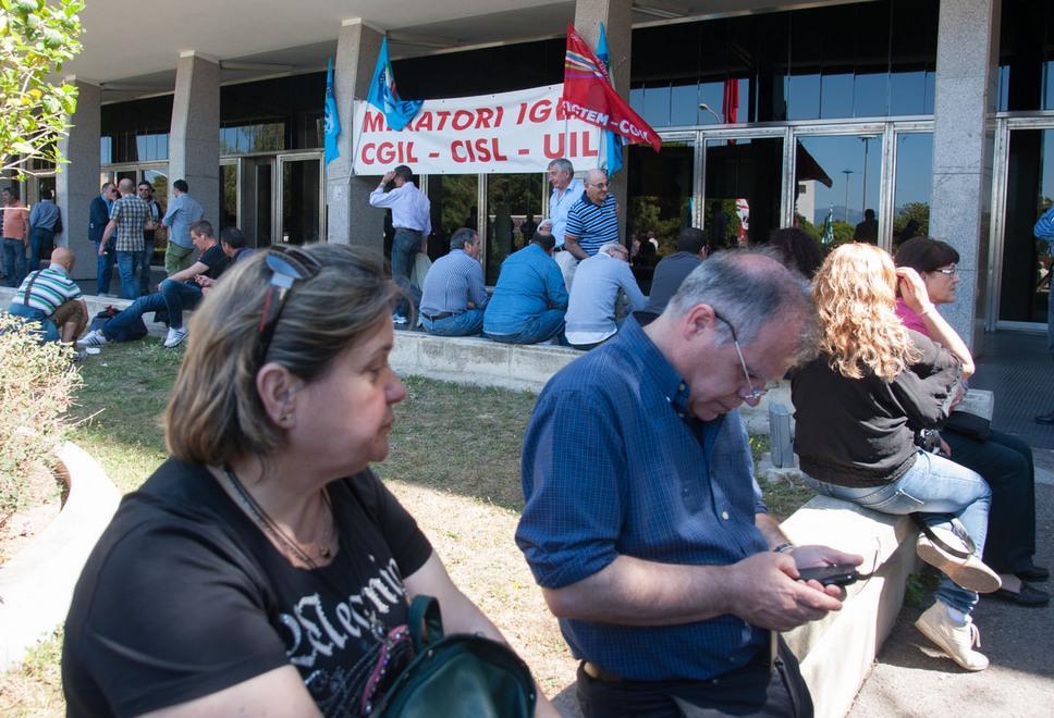 Blitz alla Regione dei lavoratori Igea 