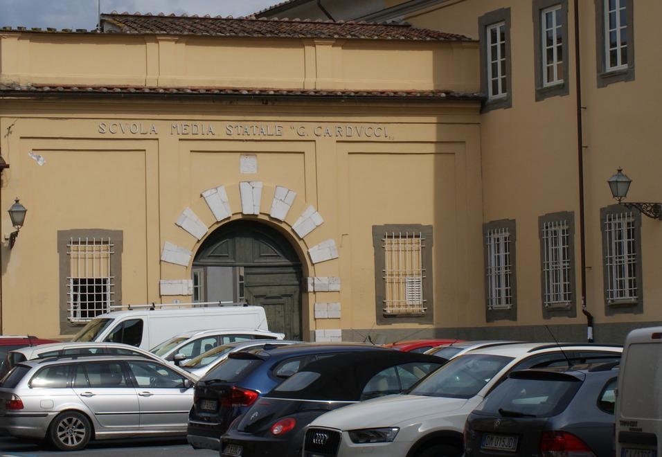 Due prime in meno, è rivolta alla Carducci 