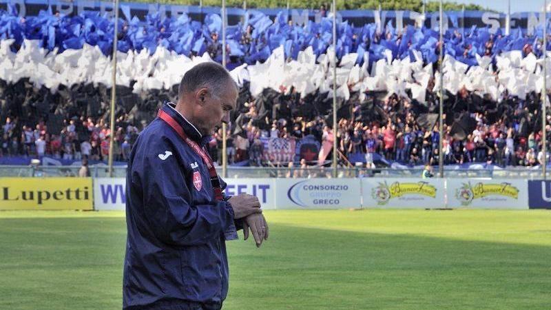 Pisa, Menichini rescinde il contratto