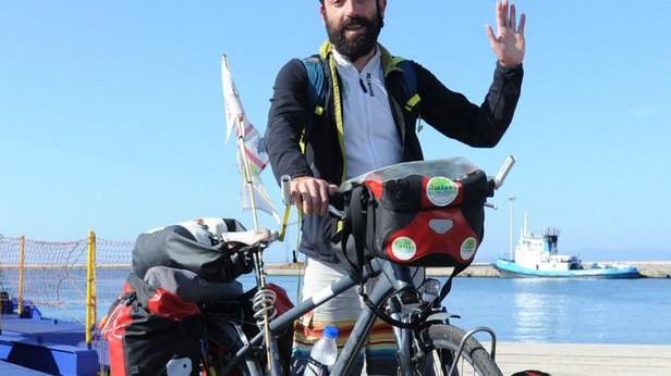 Rumundu, il giro del mondo in bici