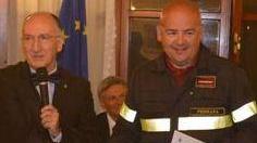 Dal Lions Club un aspiratore di fumi per i vigili del fuoco