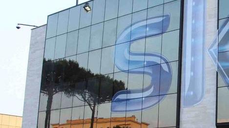 Truffa a Sky, in trenta a processo