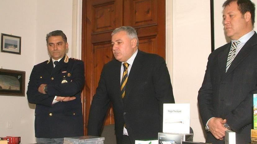 Quattro denunciati per furto in negozi del centro e della periferia