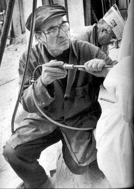 È morto l’artista Romano Cosci, lutto a Pietrasanta 