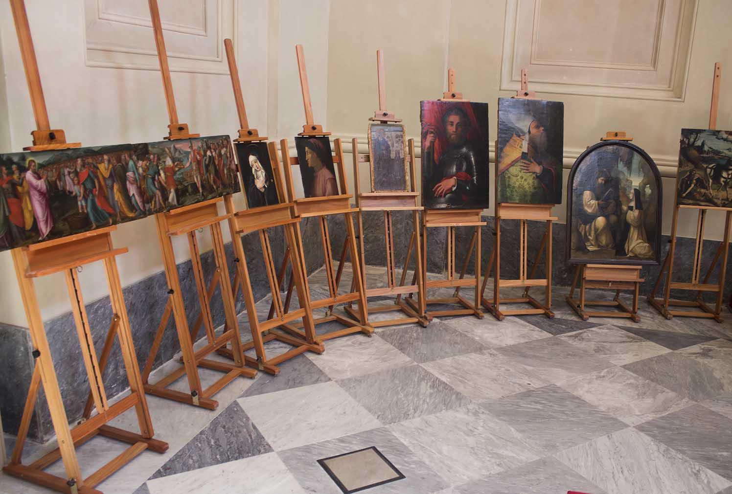 Restauratore lucchese nei guai: opere d’arte sparite da un museo