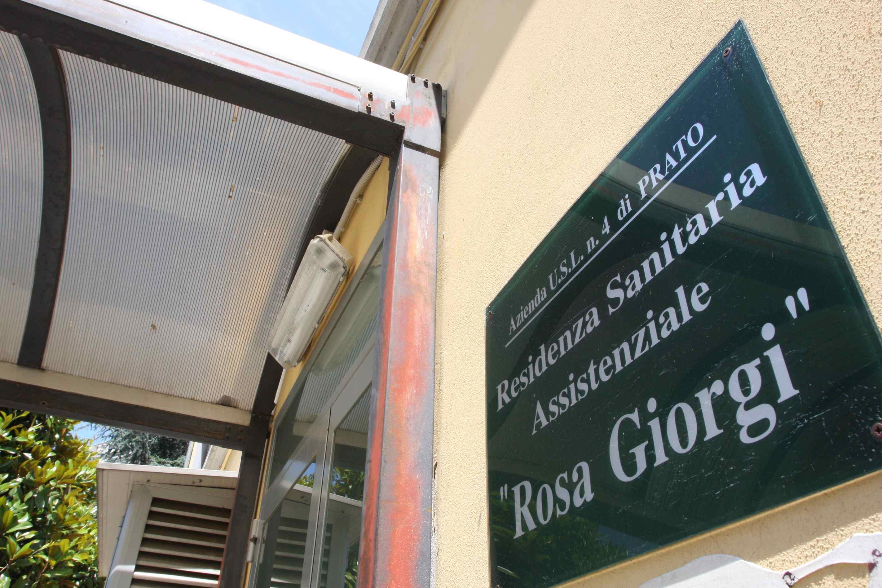 Blitz a sorpresa nella Rsa Giorgi: sotto esame i pasti per gli anziani 