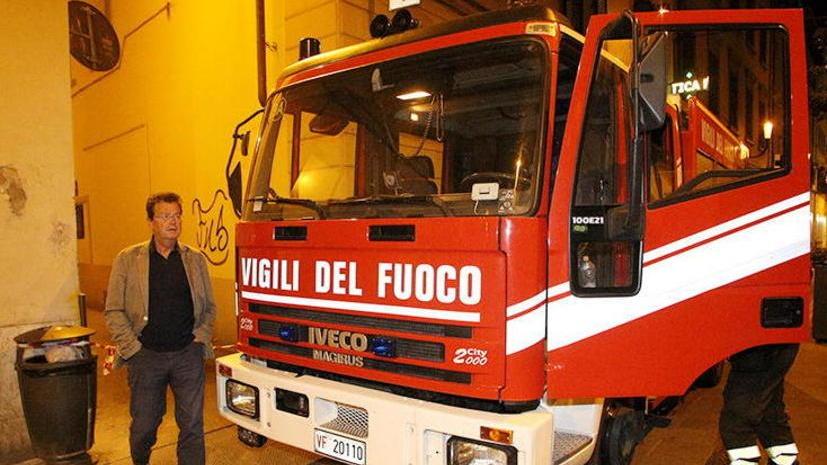 Cede la trave, scatta l’evacuazione in via del Gelsomino a Empoli