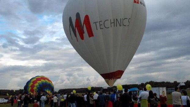 Aquiloni, Falconieri, mongolfiere tutto quello che richiede il vento