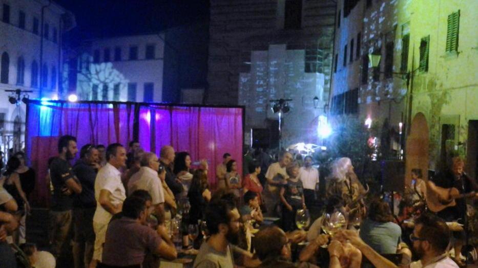 Con lo scorzone a San Miniato la notte diventa nera