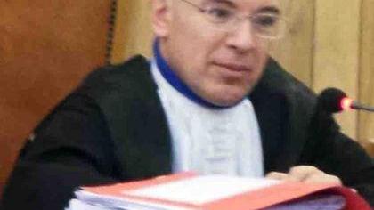 Truffò anziano fingendosi impiegata delle poste