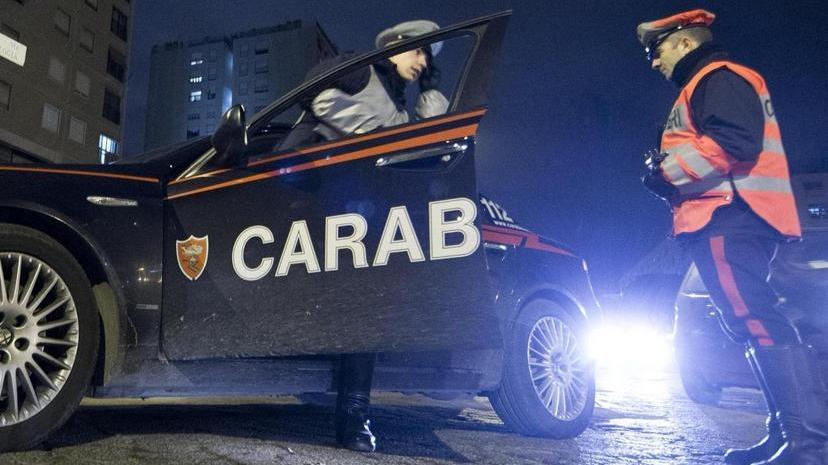 Rapina in villa a Cerreto, famiglia minacciata con le pistole da 3 banditi