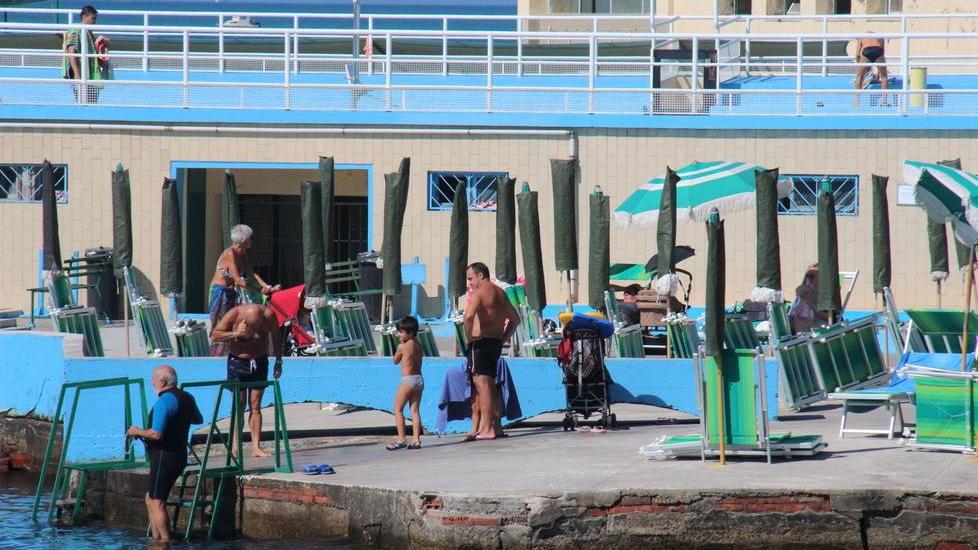 Troppo caldo, bimba di 19 mesi si sente male ai Pancaldi